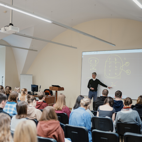 Tvarumas ir ateities visuomenės II