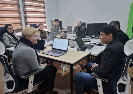 Sliavaite Uzbekija 520